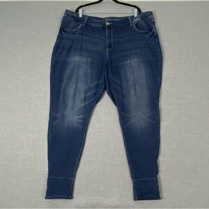 M Jeans by Maurices Mid Rise Womens 24W Reg Red Check Contrast Cuffs Tapered Leg